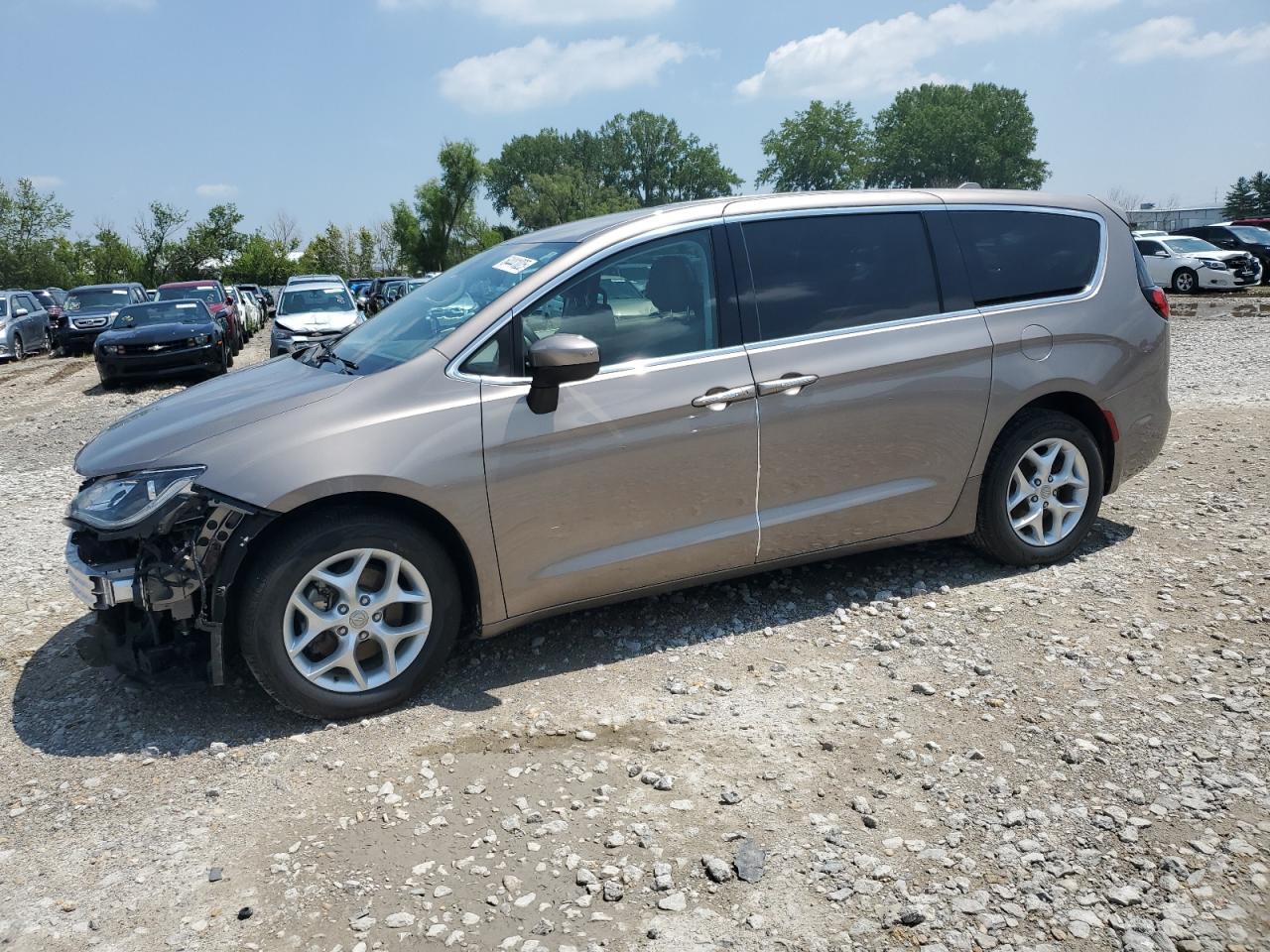 2017 Chrysler Pacifica Touring L