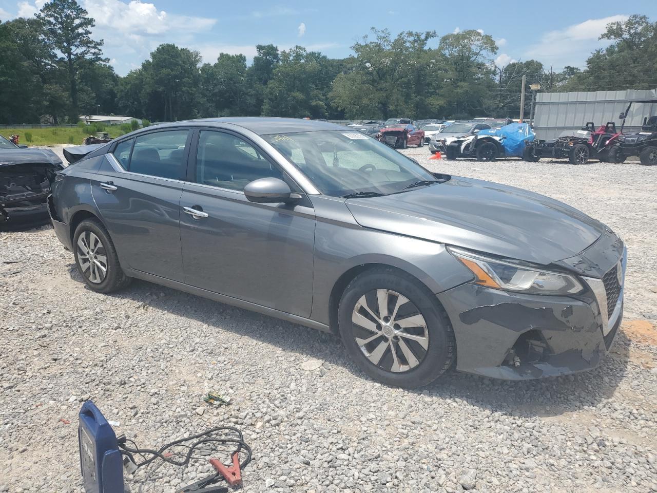 2020 Nissan Altima S - Фото 4