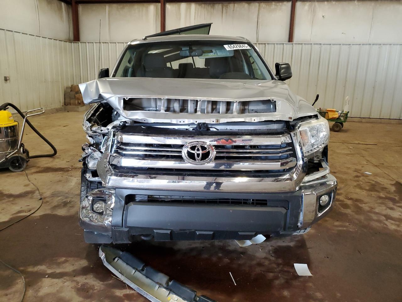 2016 Toyota Tundra Crewmax Sr5 - Фото 5