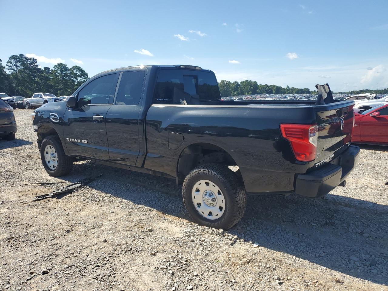 2018 Nissan Titan Xd S - Фото 2