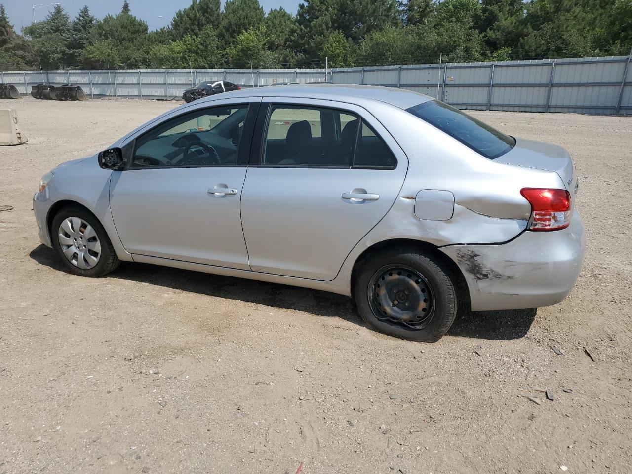 2007 Toyota Yaris - Image 2