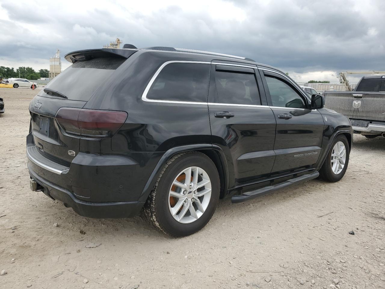 2017 Jeep Grand Cherokee Overland - Фото 3