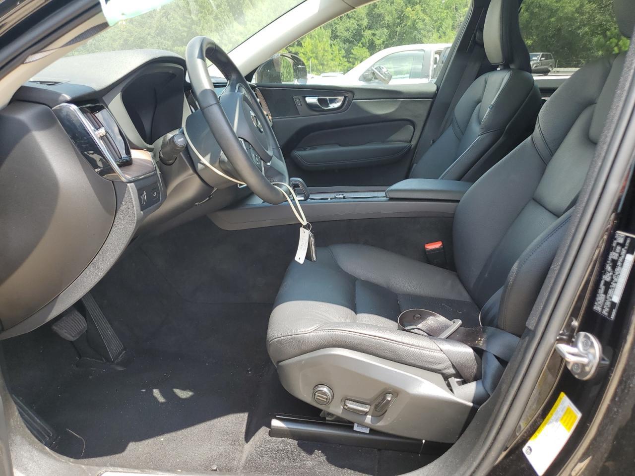 2022 Volvo Xc60 B5 Momentum B5 Momentum - Фото 7