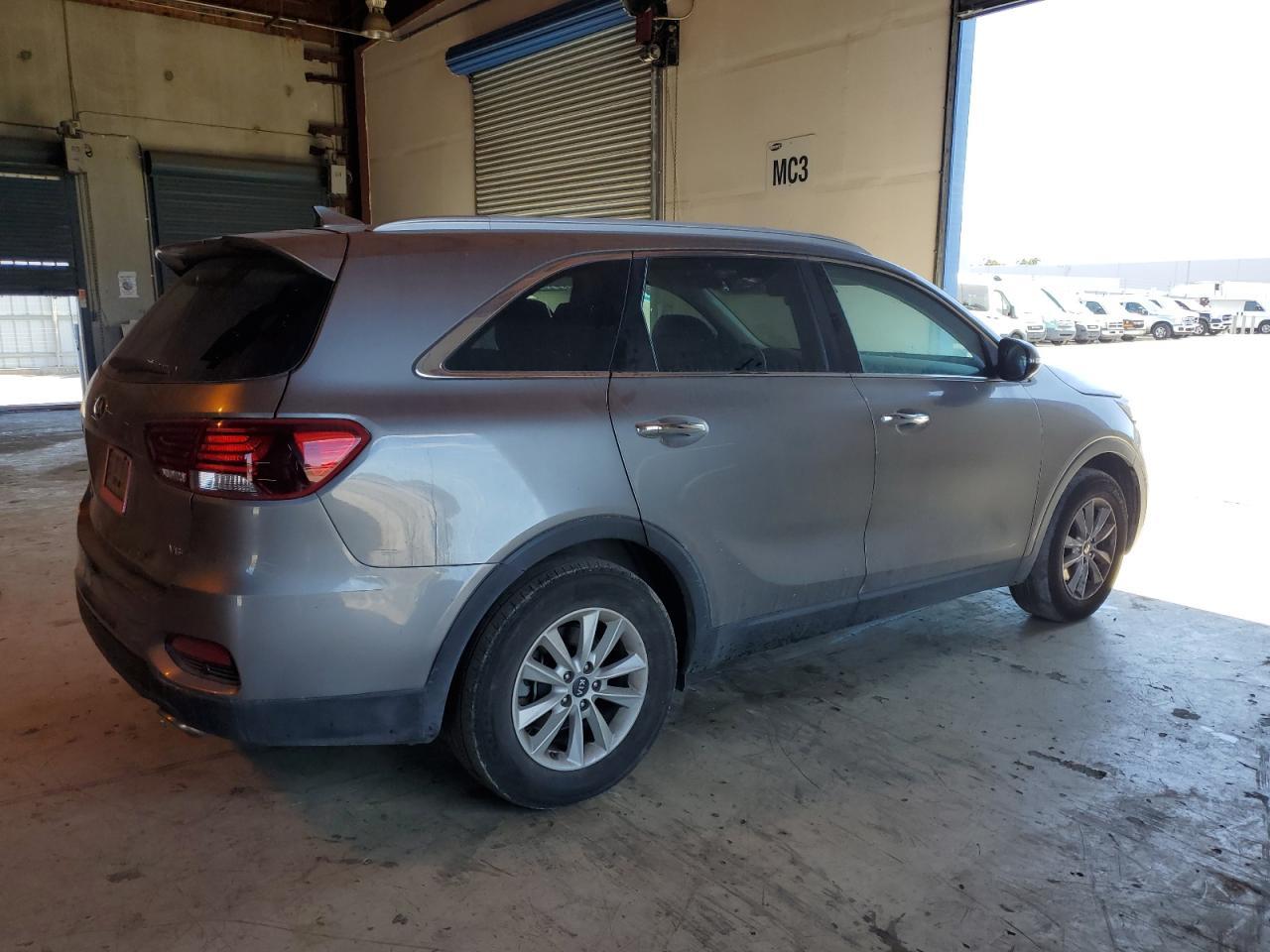 2019 Kia Sorento Lx - Фото 3