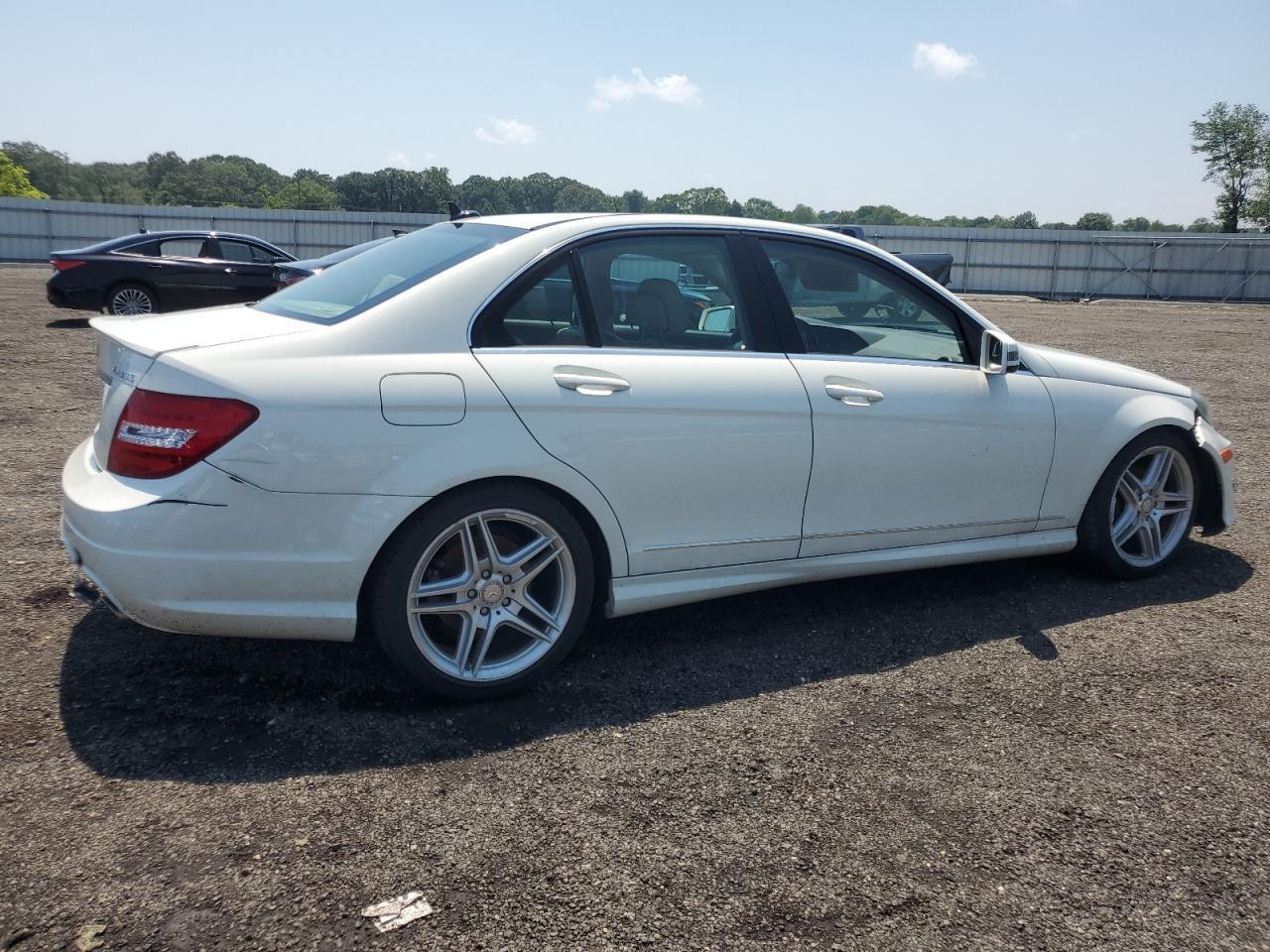 2012 Mercedes-Benz C 300 4Matic - Image 3