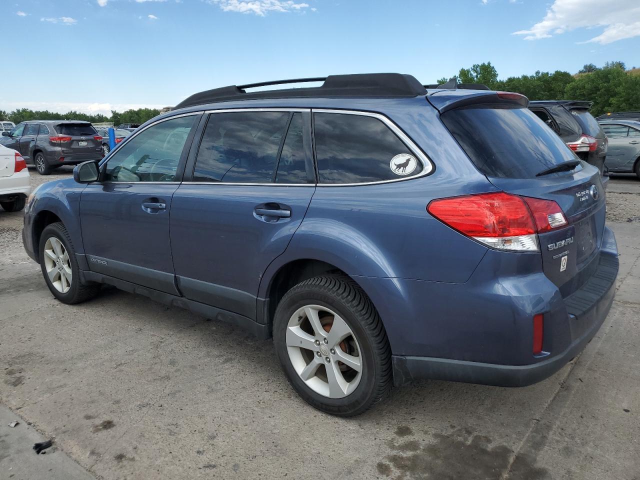 2014 Subaru Outback 2.5I Premium - Фото 2