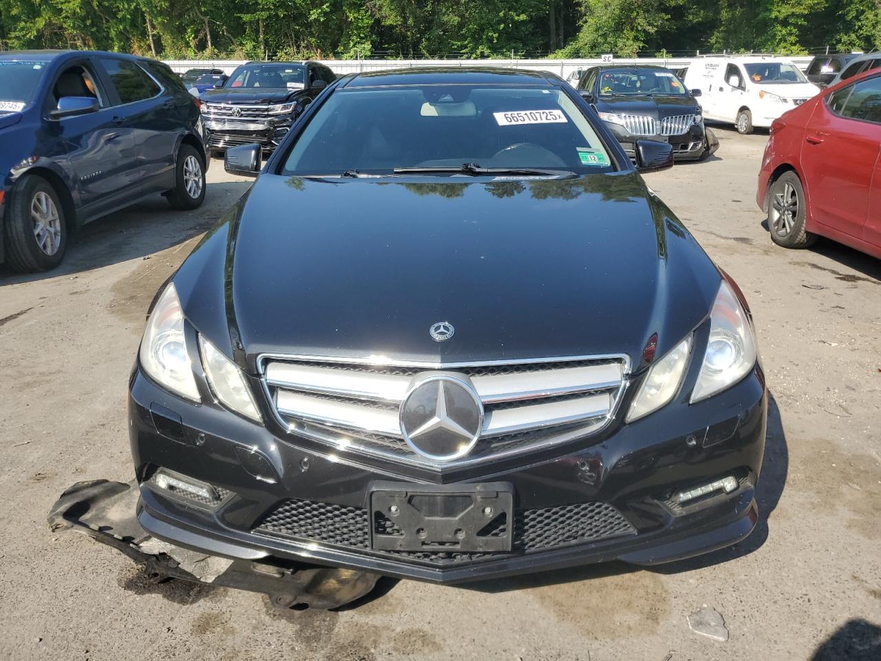 2011 Mercedes-Benz E 550 - Фото 5