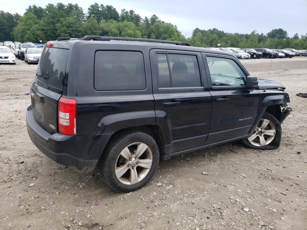 2014 Jeep Patriot Latitude - Image 3