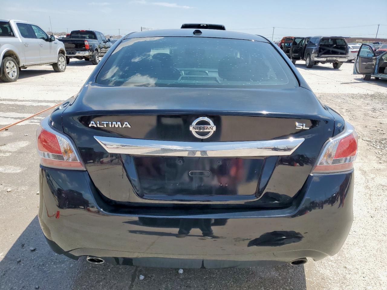 2015 Nissan Altima 2.5 - Фото 6