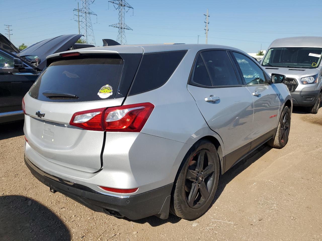 2018 Chevrolet Equinox Lt - Image 3