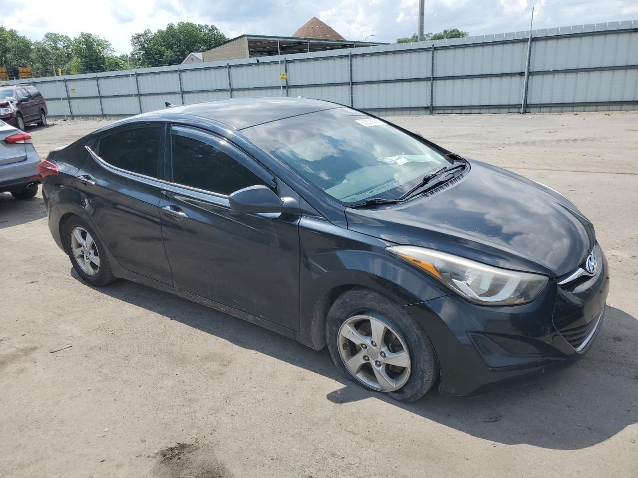 2014 Hyundai Elantra Se - Фото 4