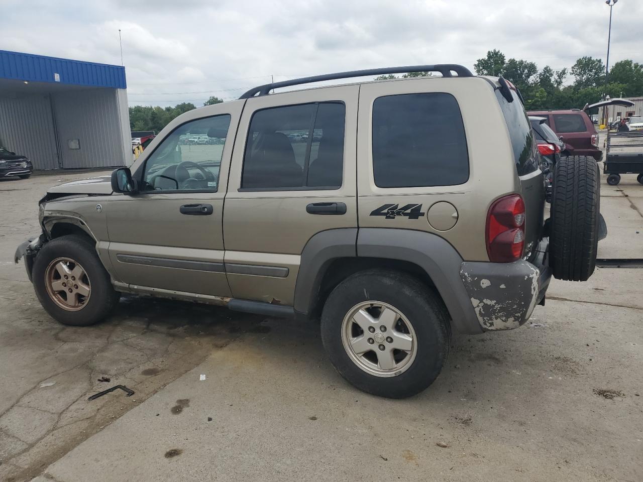 2007 Jeep Liberty Sport - Image 2