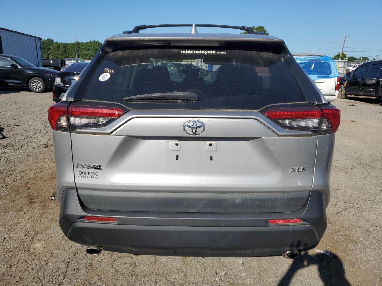 2020 Toyota Rav4 Xle - Image 6