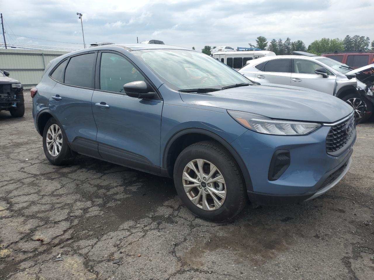 2025 Ford Escape Active - Image 4