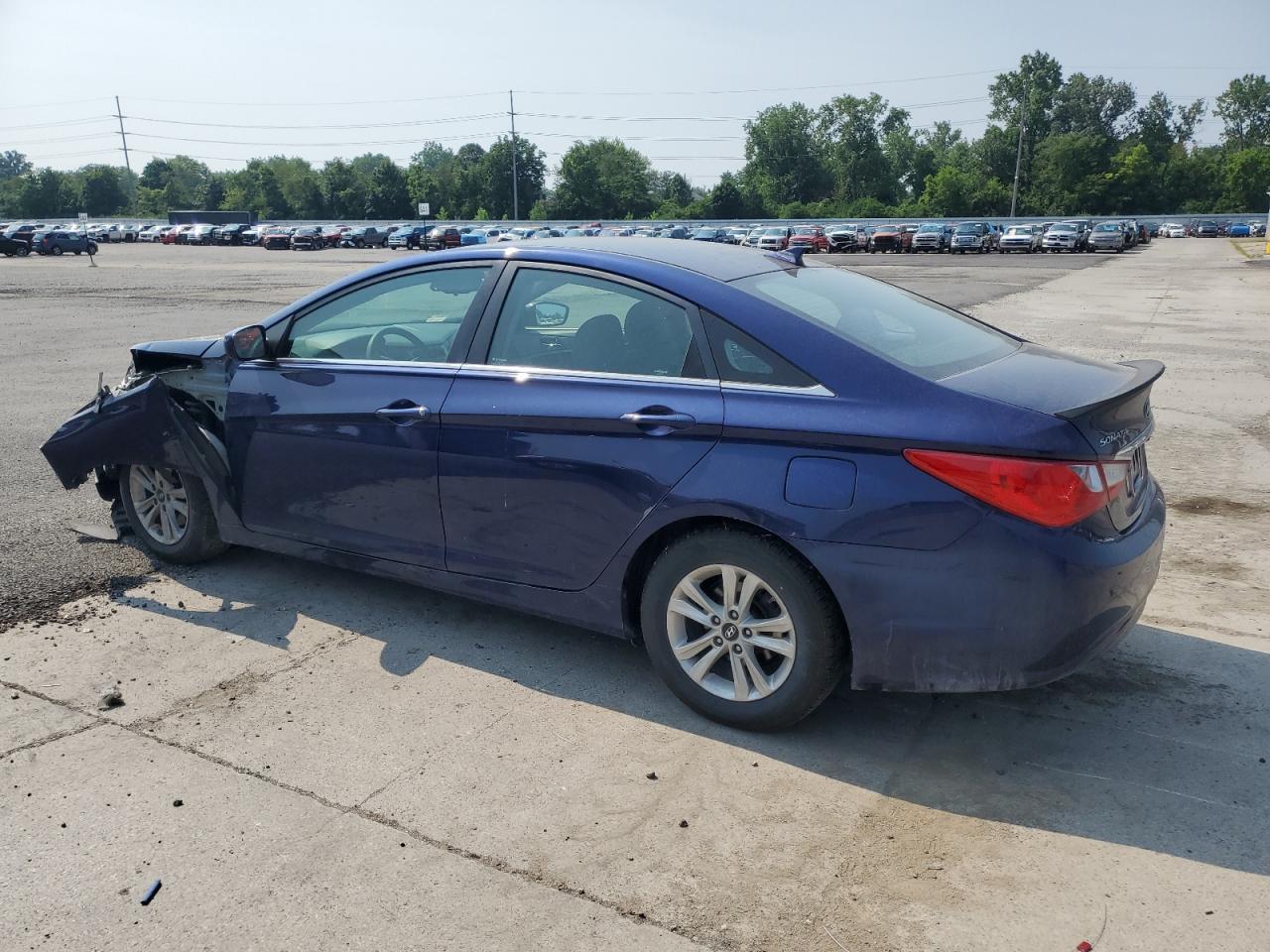 2013 Hyundai Sonata Gls - Image 2