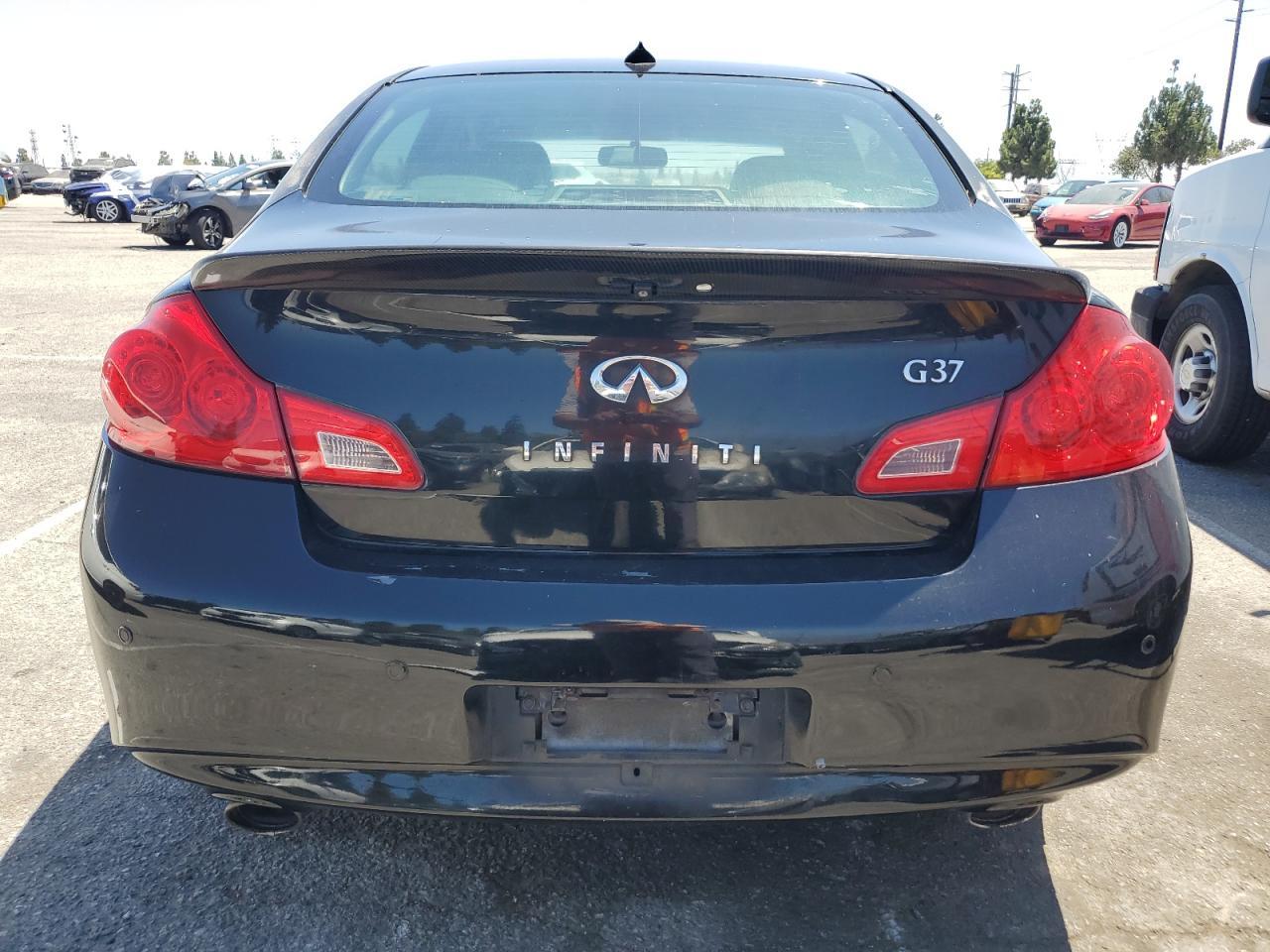 2010 Infiniti G37 Base - Фото 6