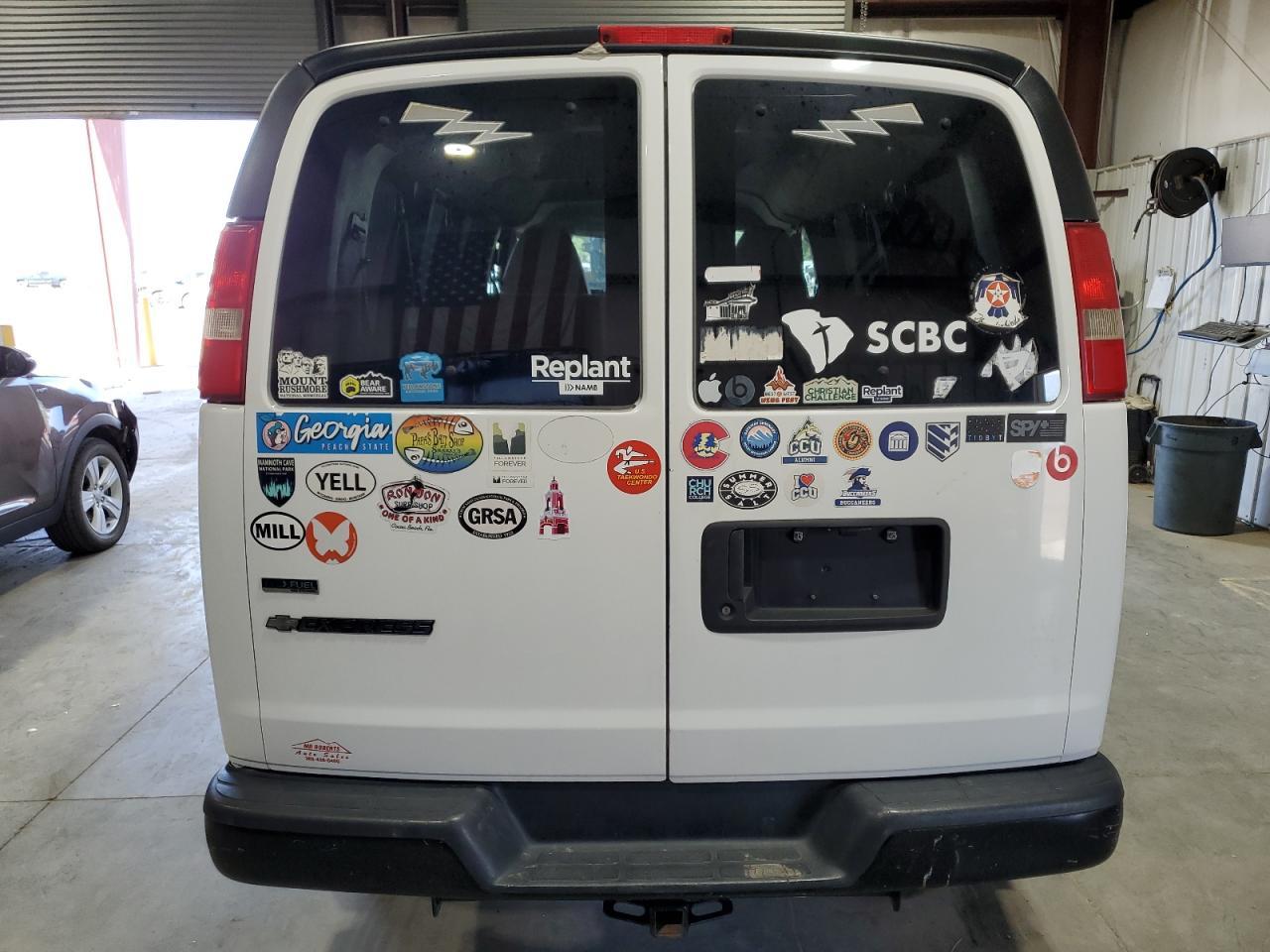 2012 Chevrolet Express G2500 Ls - Фото 6