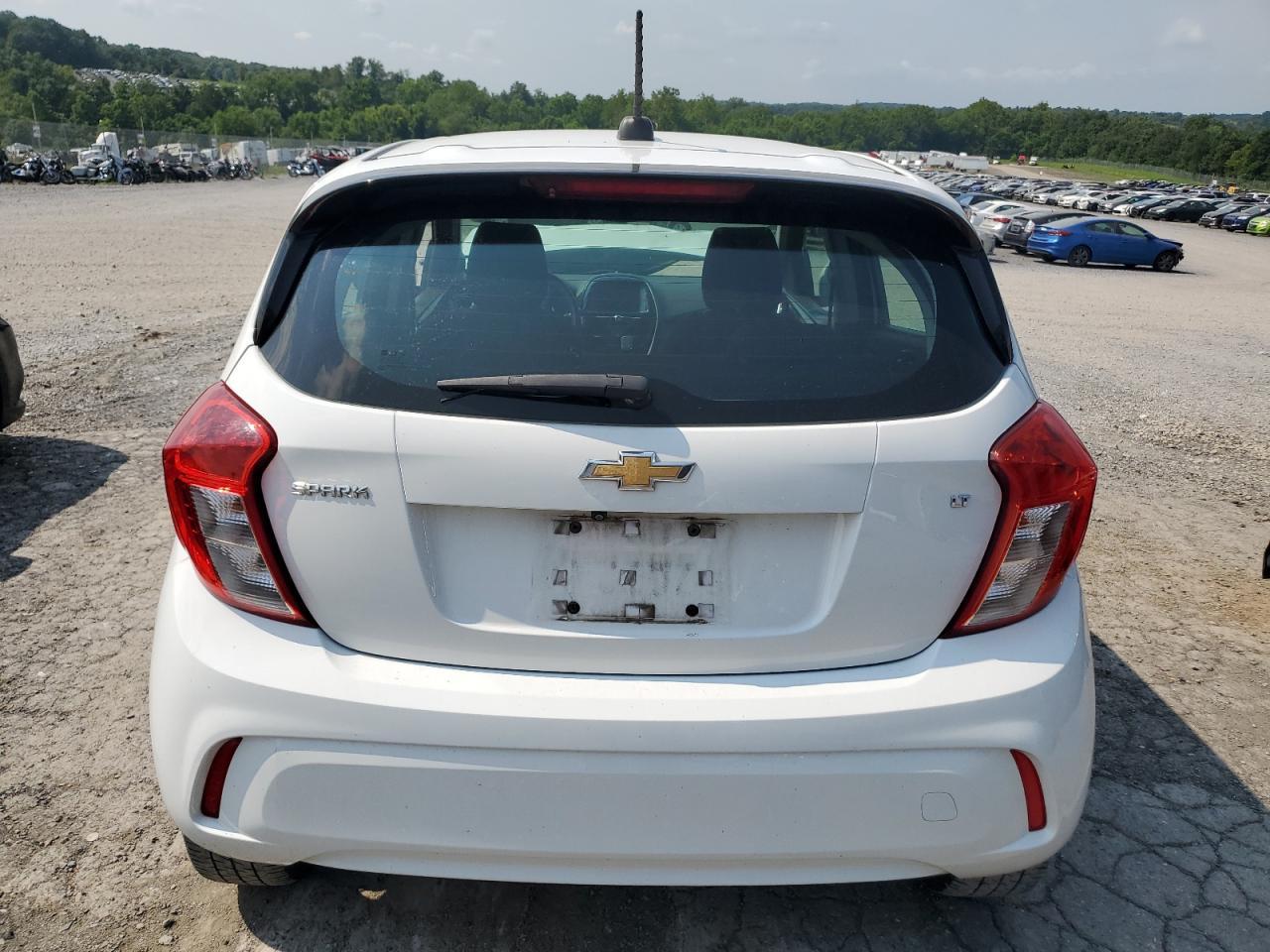 2020 Chevrolet Spark 1Lt - Фото 6