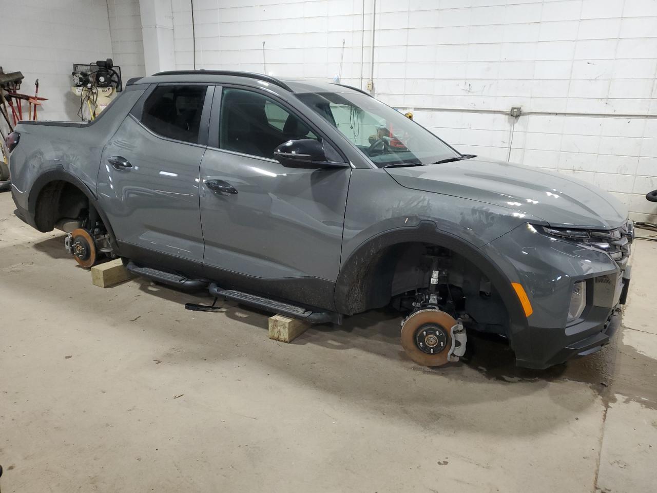 2024 Hyundai Santa Cruz Night - Image 4