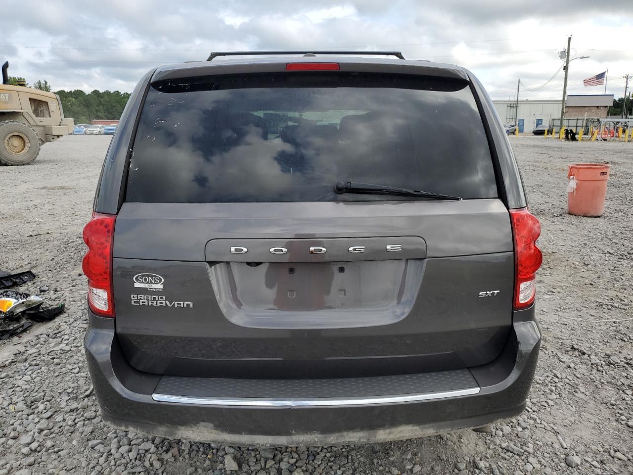 2016 Dodge Grand Caravan Sxt - Image 6