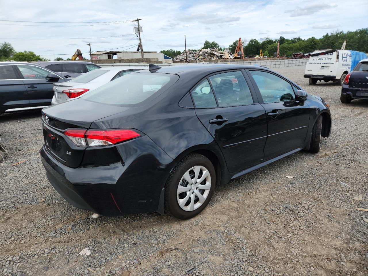2024 Toyota Corolla Le - Фото 3