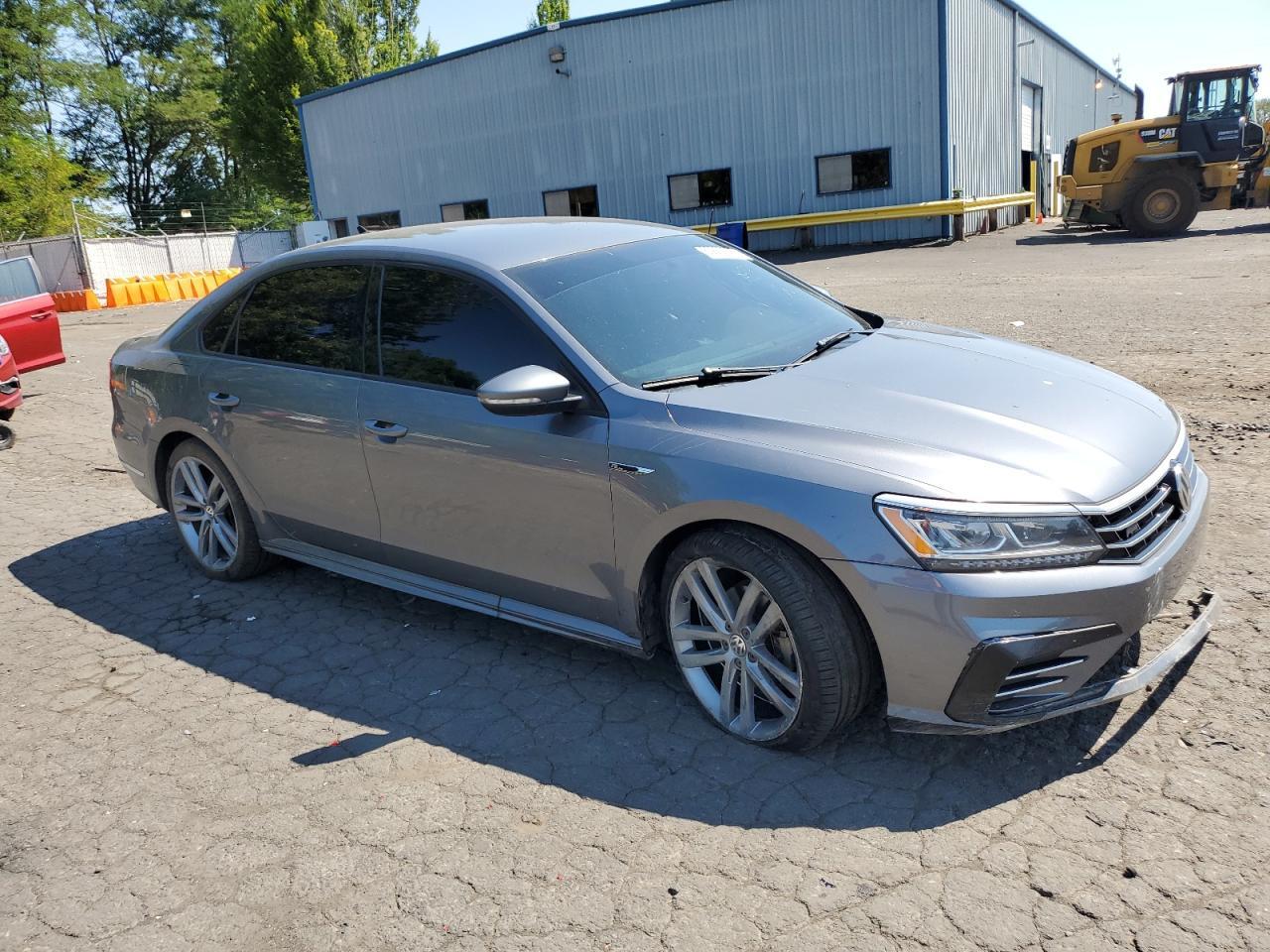2018 Volkswagen Passat S - Image 4