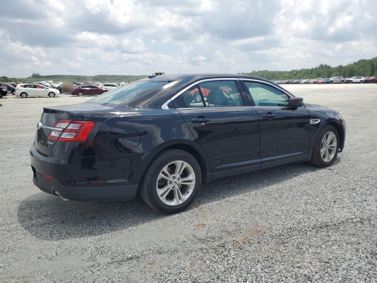2016 Ford Taurus Se - Фото 3