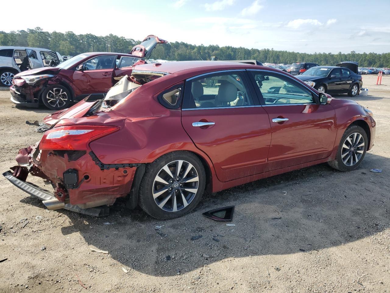 2016 Nissan Altima 2.5 - Фото 3