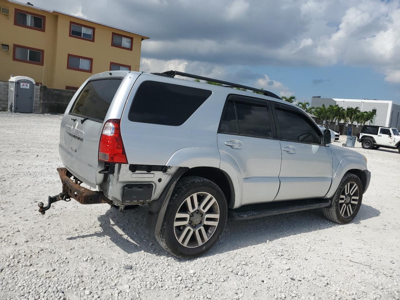 2006 Toyota 4Runner Limited - Image 3