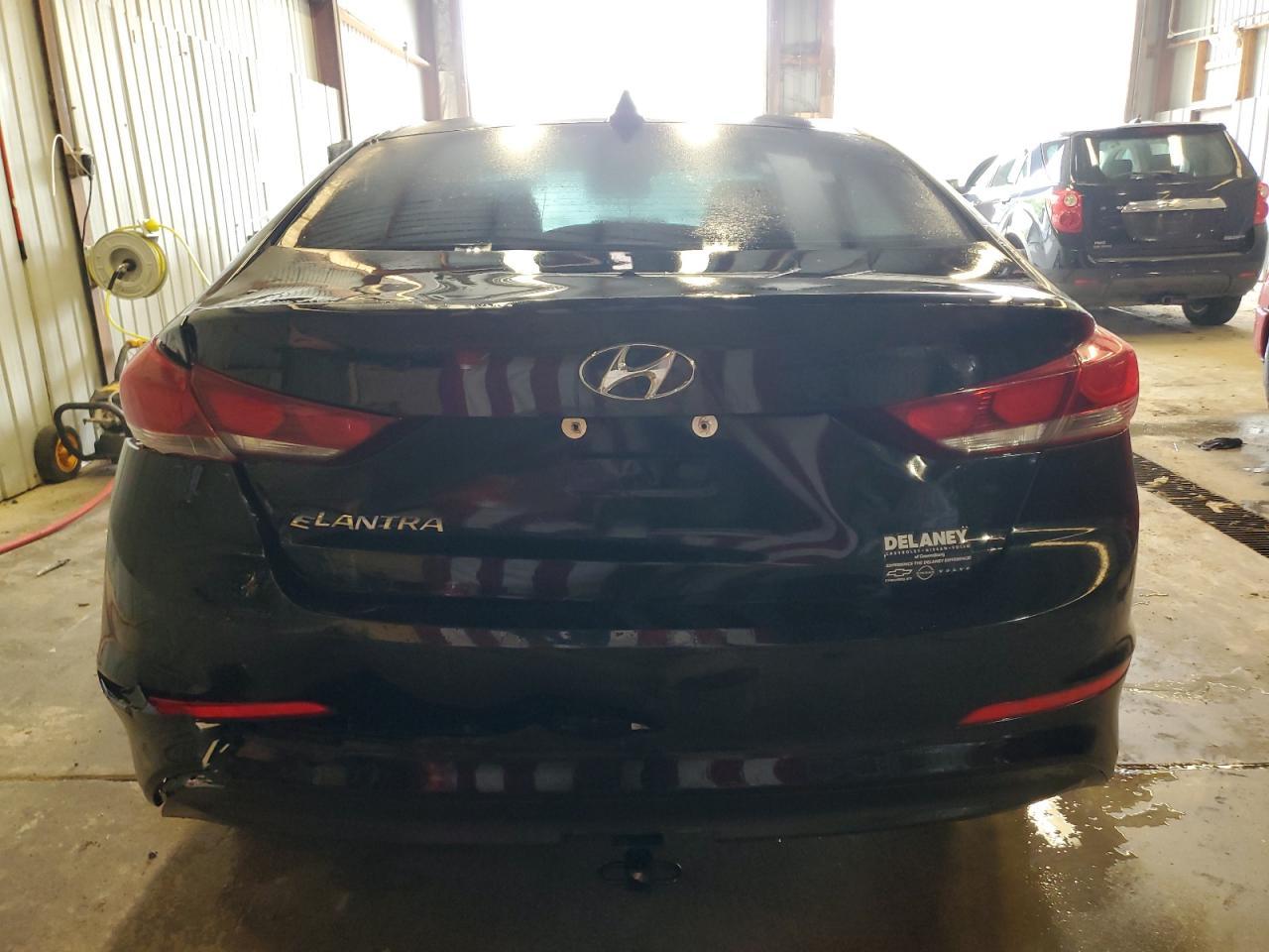 2018 Hyundai Elantra Sel - Image 6