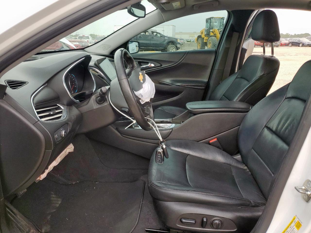 2017 Chevrolet Malibu Premier - Фото 7