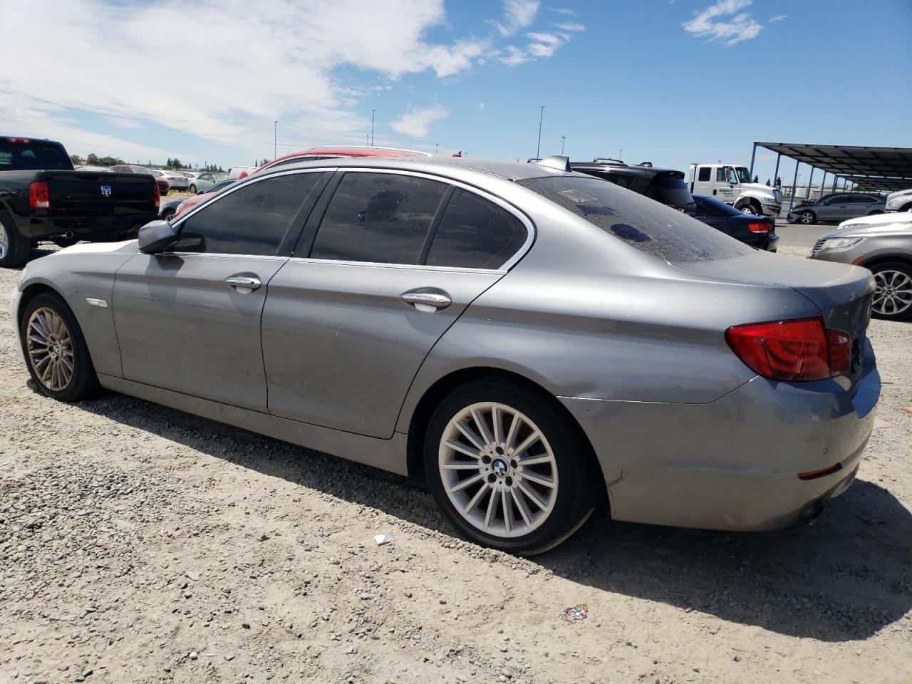 2013 BMW 535 Xi - Фото 2