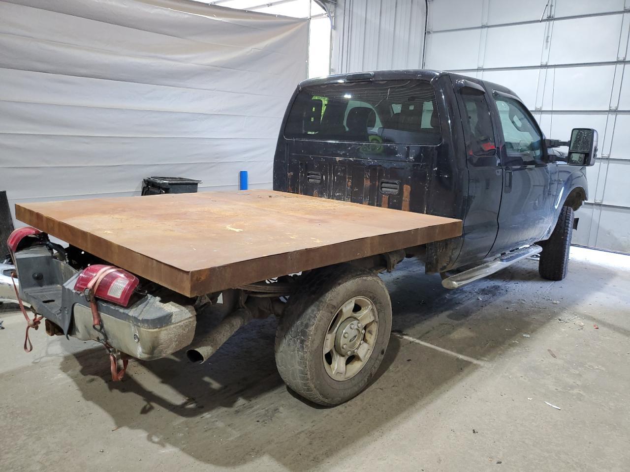 2016 Ford F250 Super Duty - Image 3