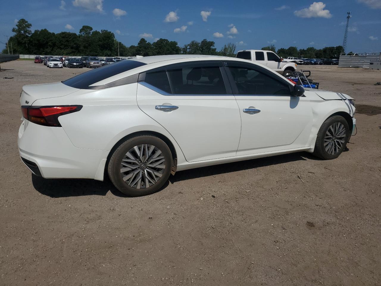 2024 Nissan Altima Sv - Фото 3