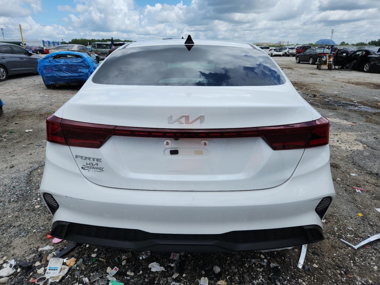 2024 Kia Forte Lx - Фото 6