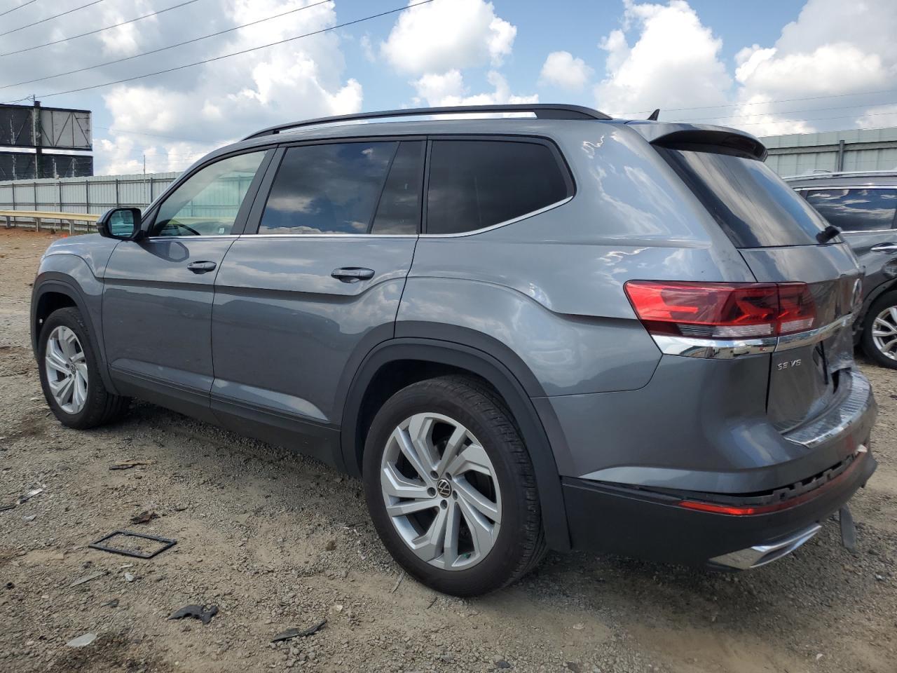 2023 Volkswagen Atlas Se - Image 2