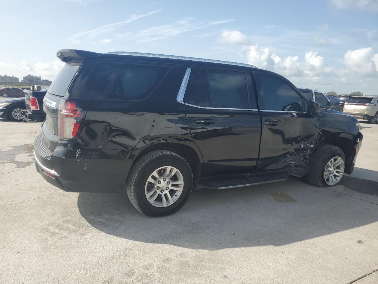 2021 Chevrolet Tahoe C1500 Lt - Image 3