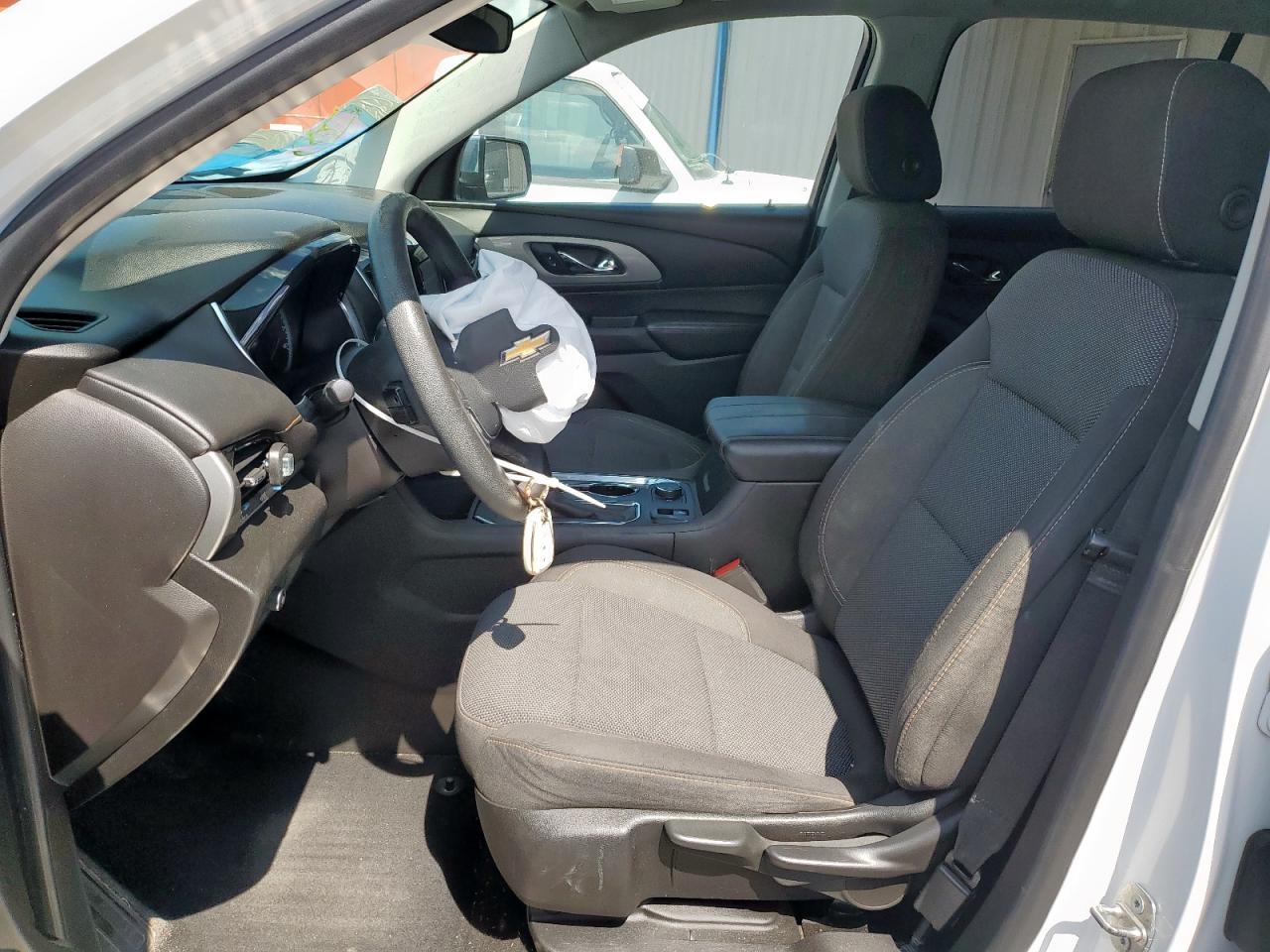 2018 Chevrolet Traverse Ls - Фото 7