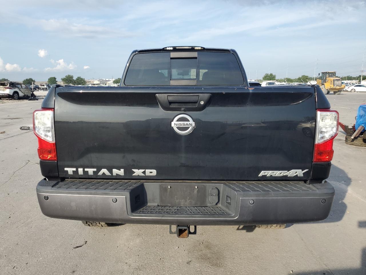 2016 Nissan Titan Xd Sl - Фото 6