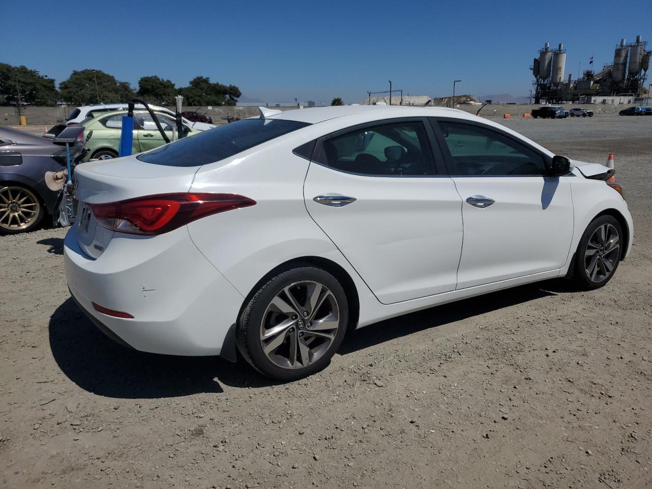 2014 Hyundai Elantra Se - Image 3
