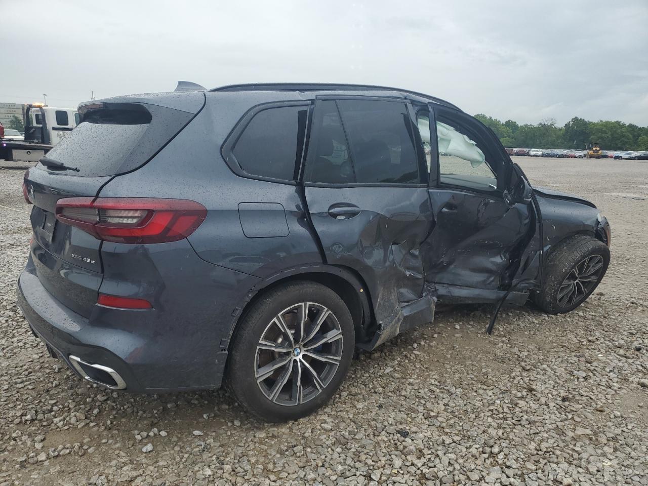 2021 BMW X5 xDrive45E - Фото 3