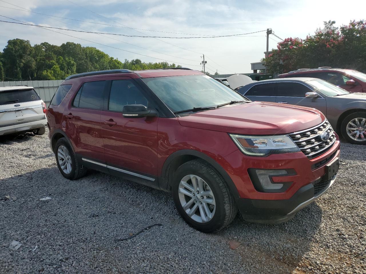2017 Ford Explorer Xlt - Image 4