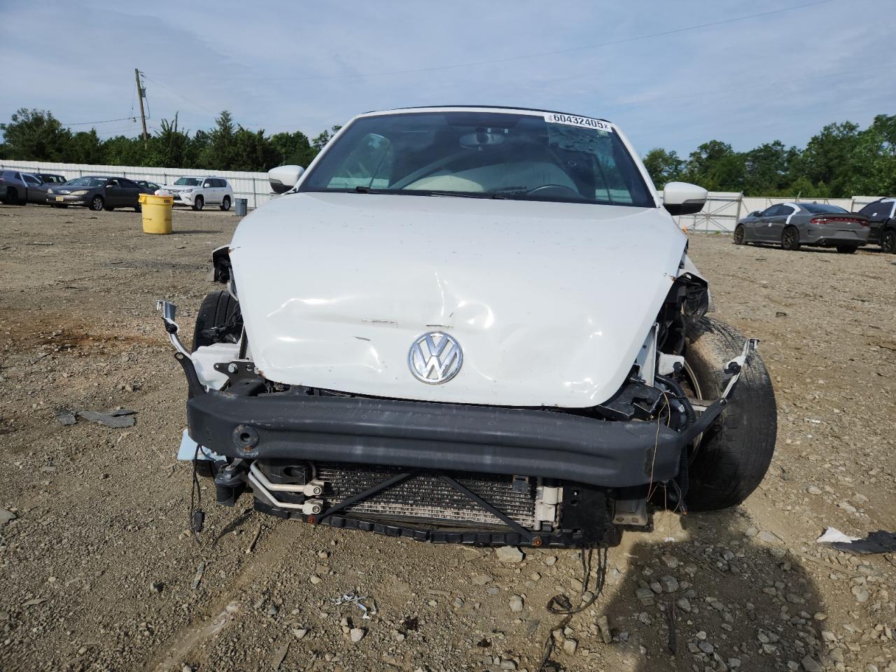 2018 Volkswagen Beetle S - Image 5