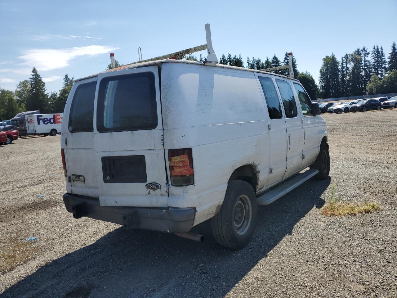 2007 Ford Econoline E250 Van - Image 3
