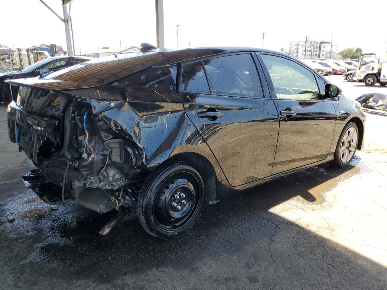 2018 Toyota Prius - Фото 3