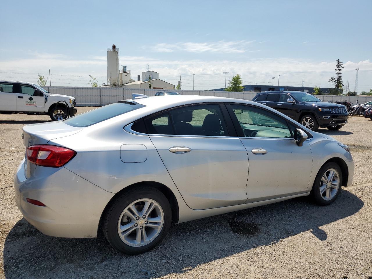 2018 Chevrolet Cruze Lt - Фото 3