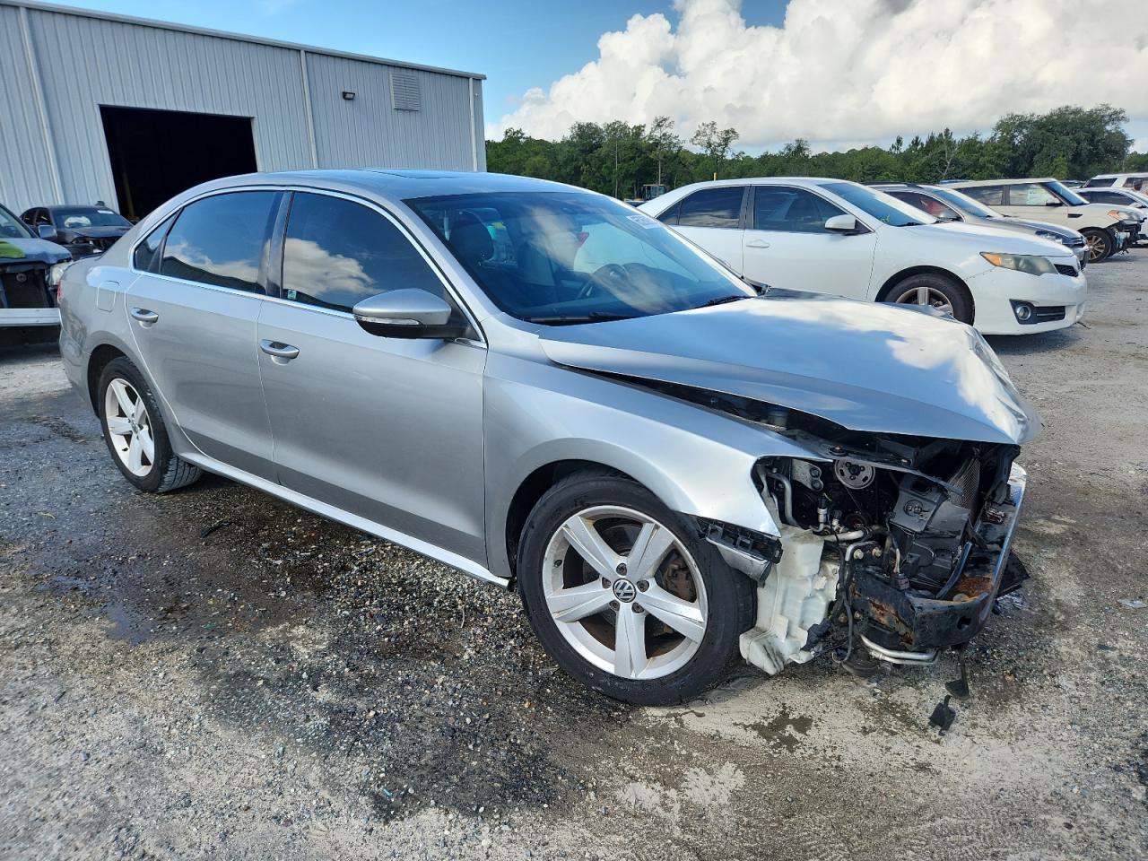 2012 Volkswagen Passat Se - Фото 4