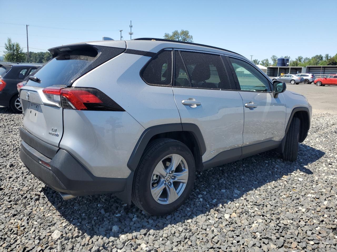 2024 Toyota Rav4 Le - Фото 3