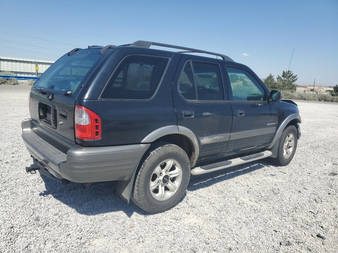 2002 Isuzu Rodeo S - Фото 3