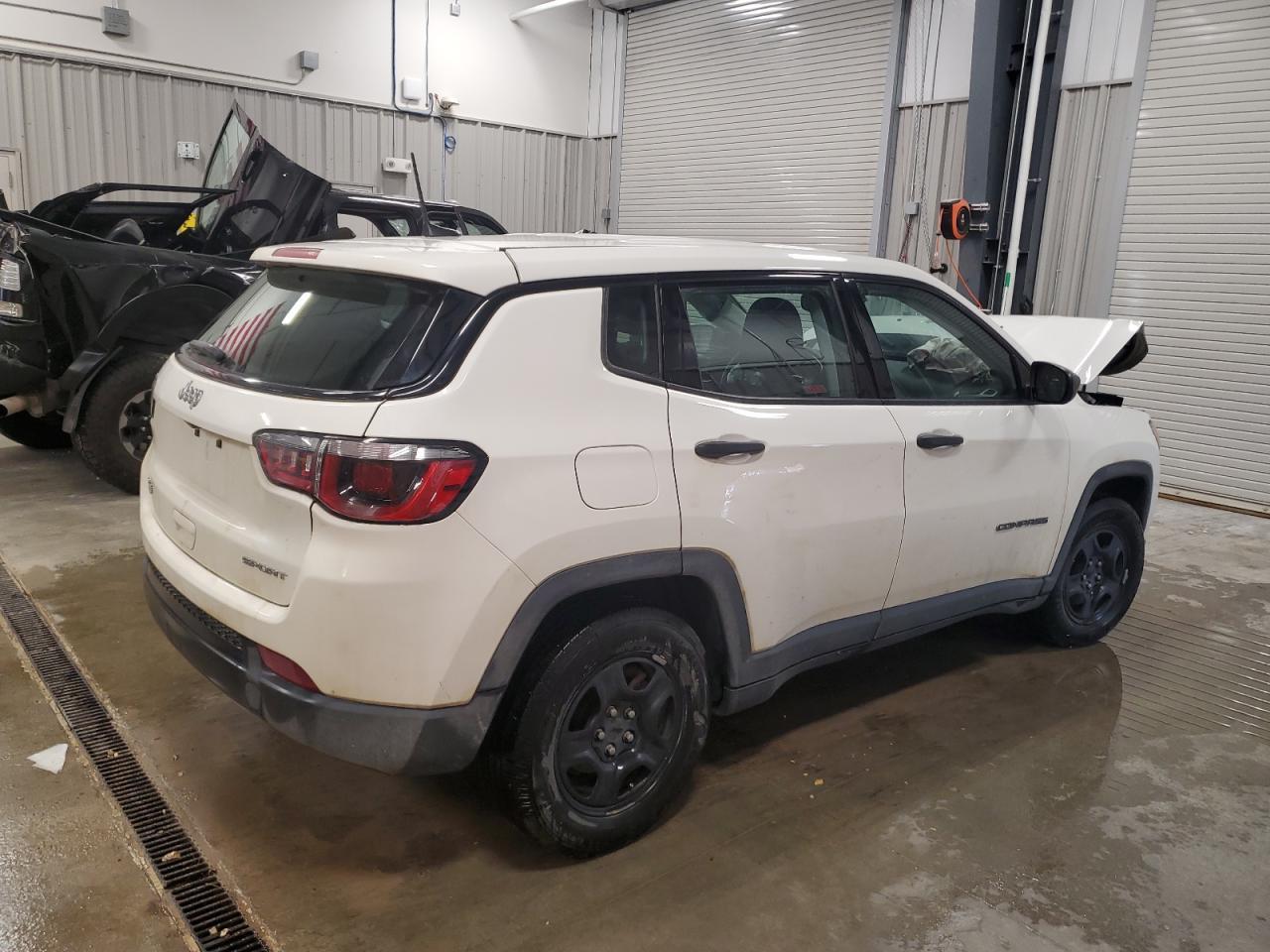2020 Jeep Compass Sport - Image 3